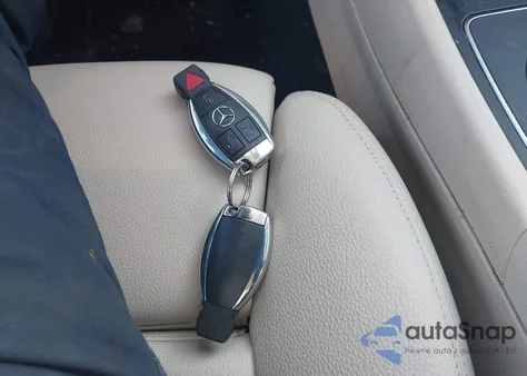 2019 Mercedes-Benz Gla 250 из США, поврежденный, VIN WDCTG4EB9KU004564